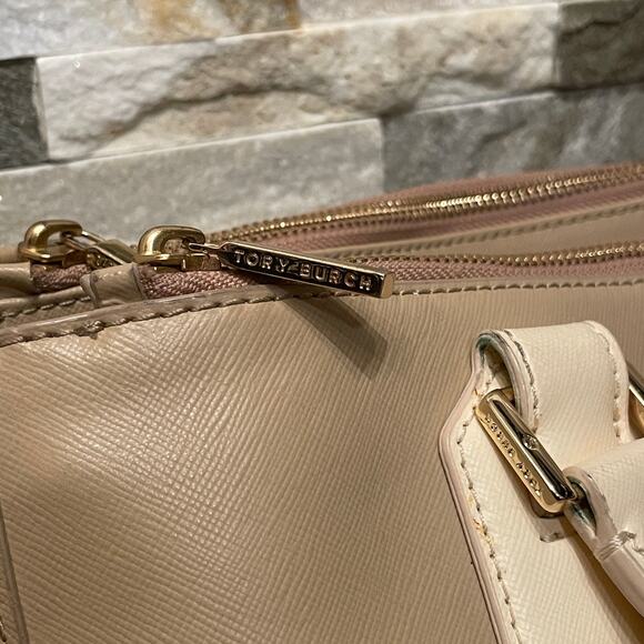 Tory Burch Robinson Double Zip Tote, Rare Color | Oatmeal Ivory Saffiano Leather - Picture 10 of 15